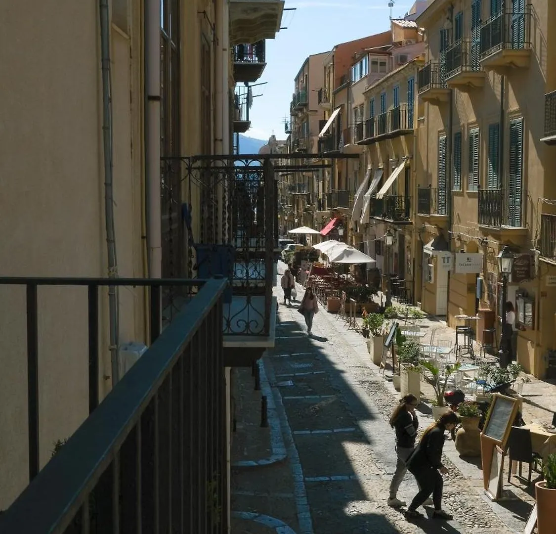 ** Bed & Breakfast Dimora Del Pescatore - Holiday House Cefalu Italy